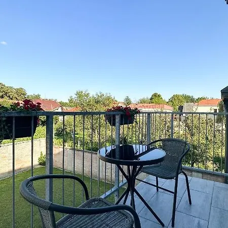 Linden 106 - Adults Only Apartamento *