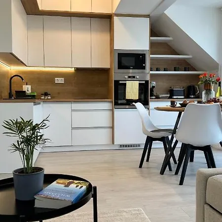 Apartment Linden Apartman 106 - Adults Only *