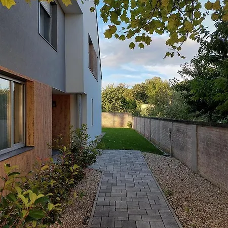 Linden Apartman 106 - Adults Only Apartment *
