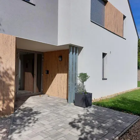 Linden Apartman 106 - Adults Only *